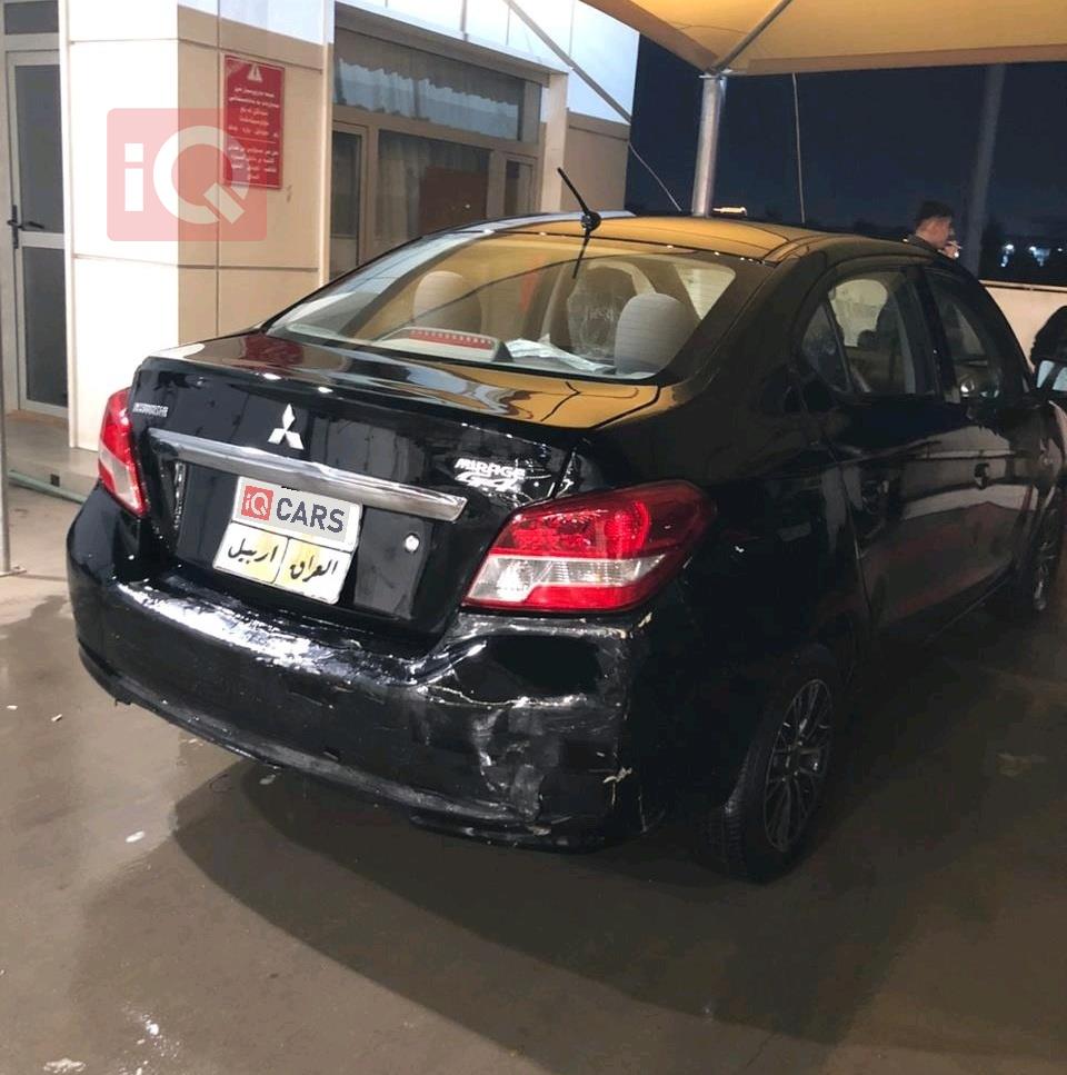 Mitsubishi Mirage G4